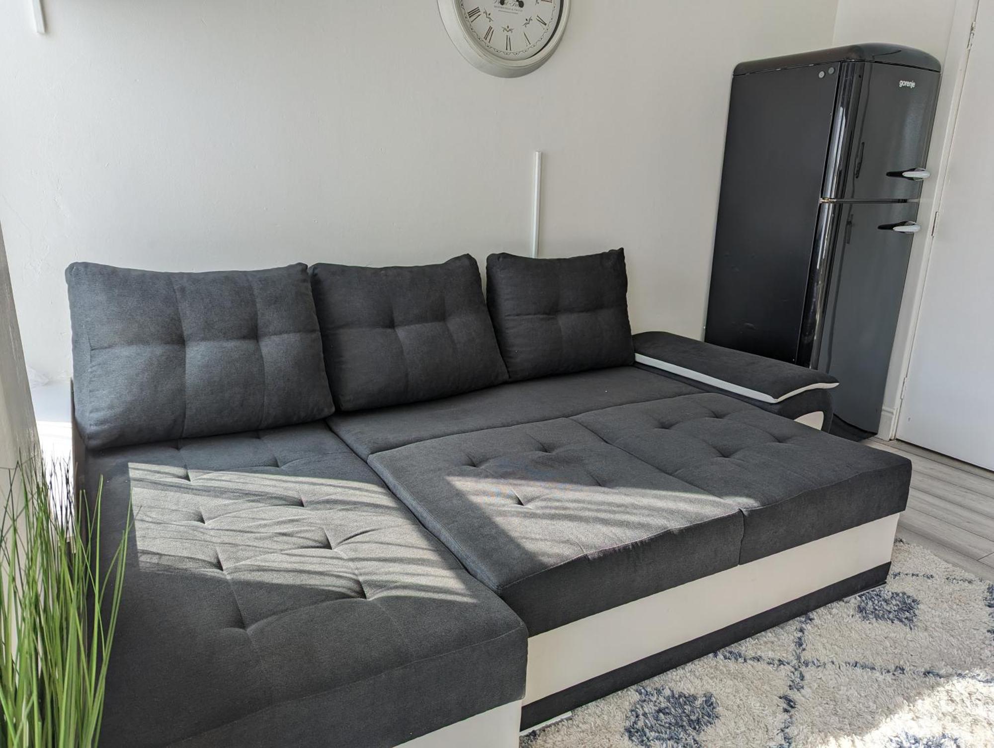 Inner-City Apartments - Basic Amenites คาร์ดิฟฟ์ ภายนอก รูปภาพ